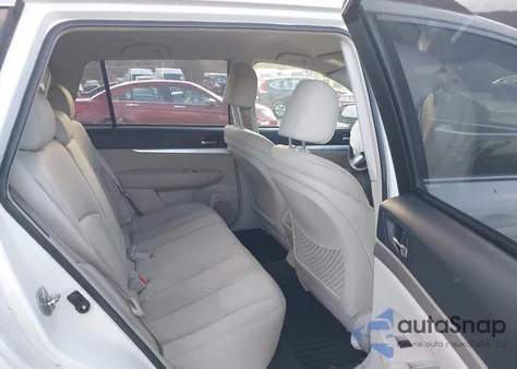 2011 Subaru Outback 2.5I Premium z USA, uszkodzony, nr VIN 4S4BRBBC5B3320459